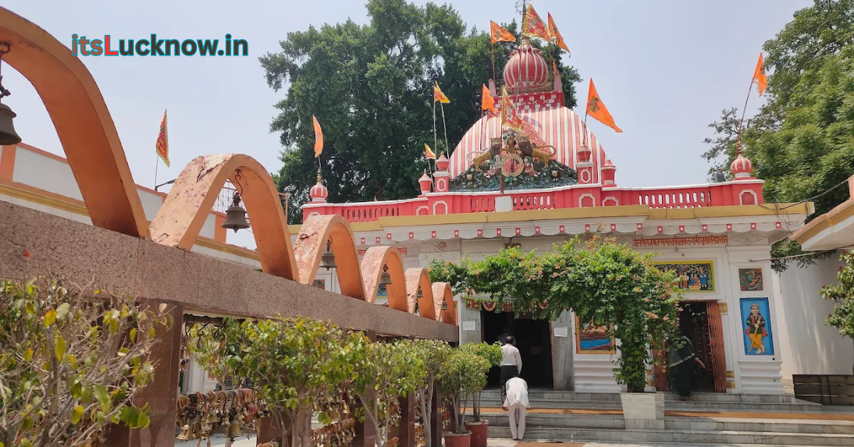 hanuman-temple-aliganj